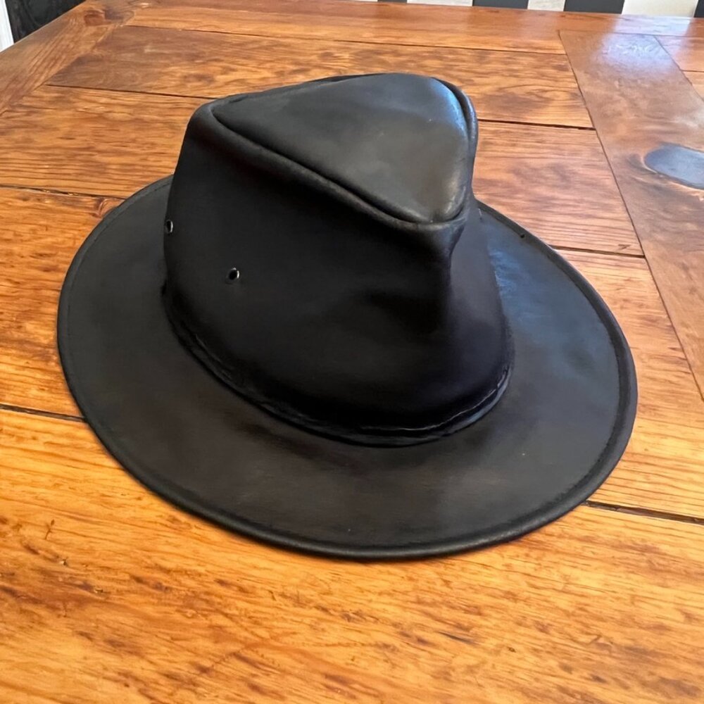 HENSCHEL LEATHER WALKER HAT